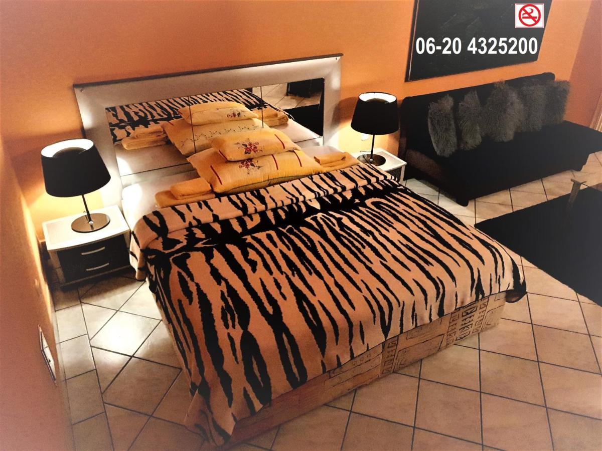 Apartment In The Center Of Budapest -Free Garage Parking Екстериор снимка